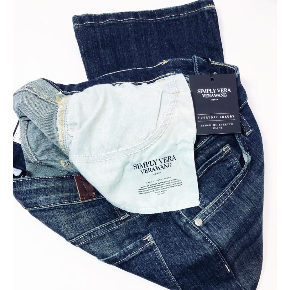 SOLD Simply Vera Wang Blue Midrise Bootcut Jeans - Picture 5 of 6